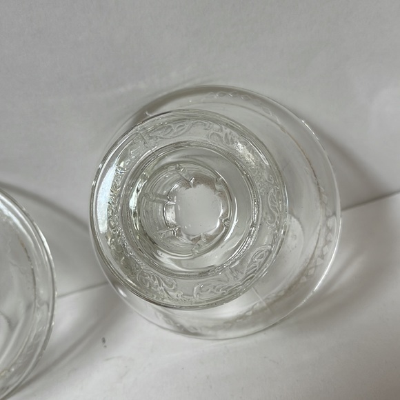 Vintage 1980 Madrid candleholders set of 2 pressed glass scroll floral design - Picture 9 of 10